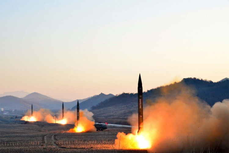Kim prevario Trampa, nastavlja sa proizvodnjom raketa?
