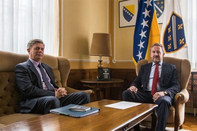 Izetbegović zatražio zvaničan odgovor Evropske komisije o izgradnji pelješkog mosta