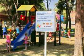 Mikrofin Trebinju poklonio dječije igralište
