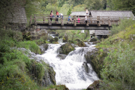 Krupa na Vrbasu: Turistički biser privlači posjetioce iz cijelog ...