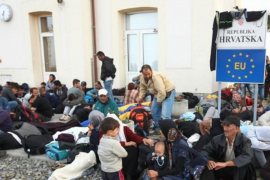 Dojče vele: Hrvatska policija migrante tuče daleko od kamera