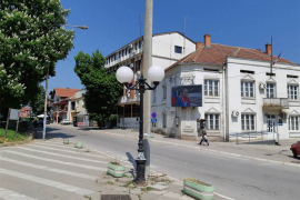 Mladić pretukao, pa silovao babu od 90 godina