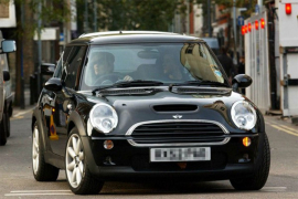 Na prodaju Mini Cooper koji je vozila Madona