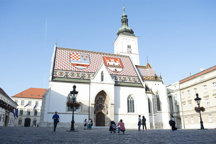 Hrvatsku svake godine napusti grad veličine Osijeka