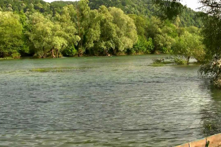 Ne koristiti vodu iz rijeke Spreče