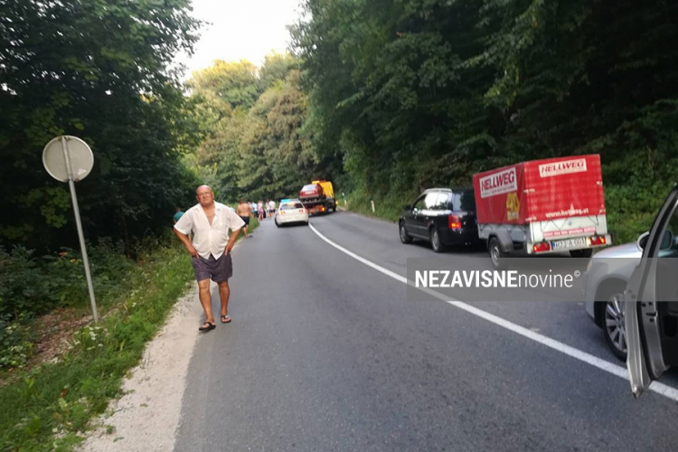 Udes kod Banjaluke, dvoje povrijeđeno