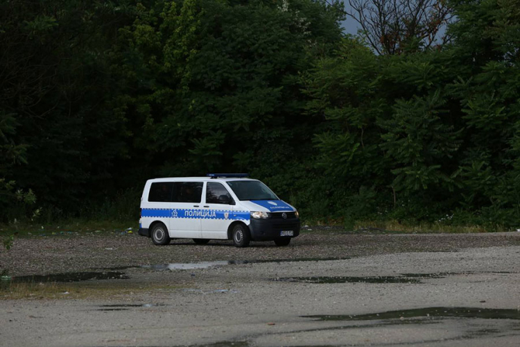 Policajac u Vlasenici pucao u lopova