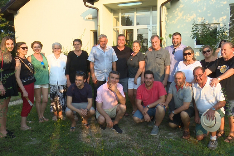Rođaci iz Čilea i Hrustova se spojili nakon 70 godina