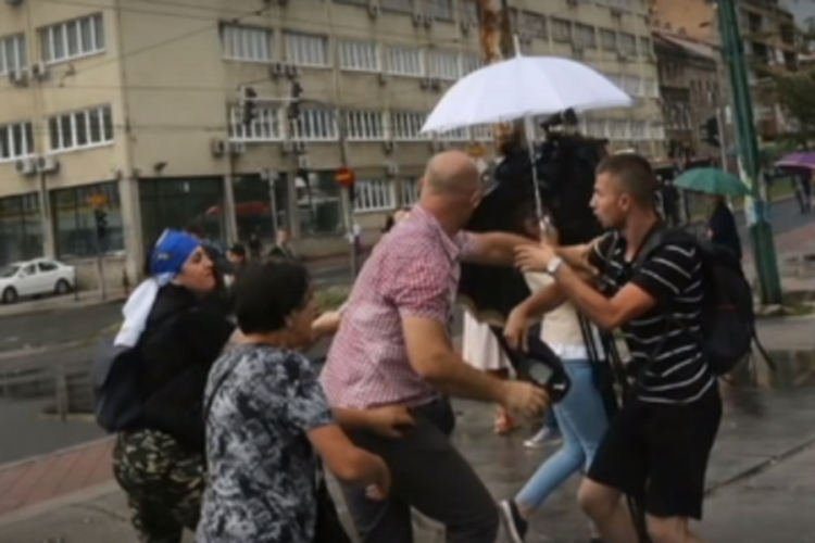 Uhapšen muškarac zbog prijetnje novinarima portala "Klix.ba"