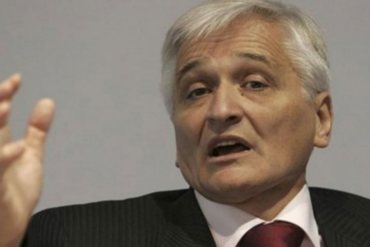 Špirić: Migrantska kriza izmakla kontroli i ide ka anarhiji