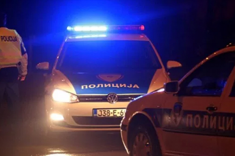 Jedno lice poginulo, tri teže povrijeđena kod Novog Grada