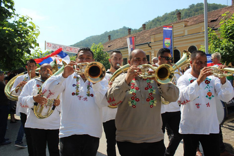 Sabor trubača vraćen tradiciji, trubi i trubačima