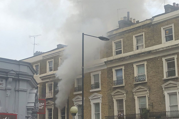 Veliki požar u Londonu, na terenu 70 vatrogasaca