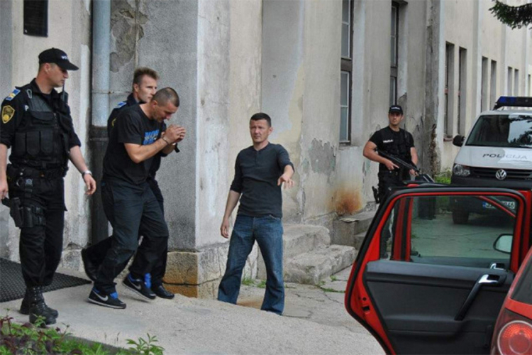 Banjalučanin osuđen za pljačku zlatare u Jajcu