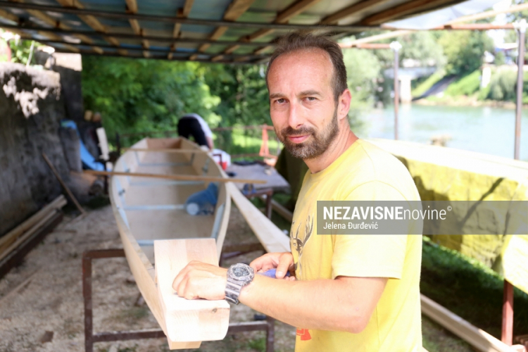 Banjalučanin izrađuje dajake koji traju i do 20 godina