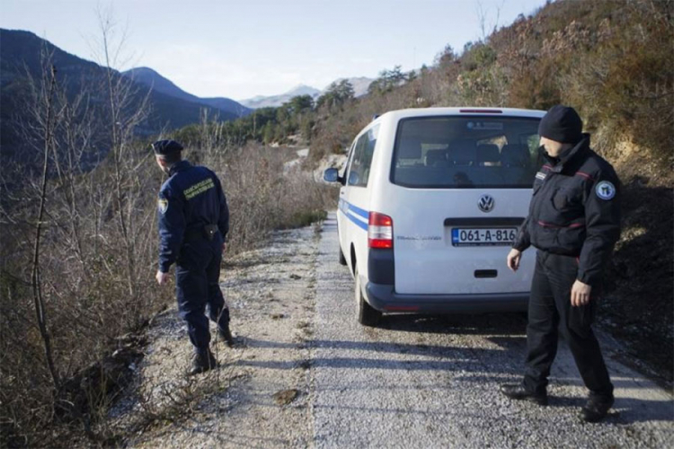 Krijumčari migranata uhapšeni kod Karlovca