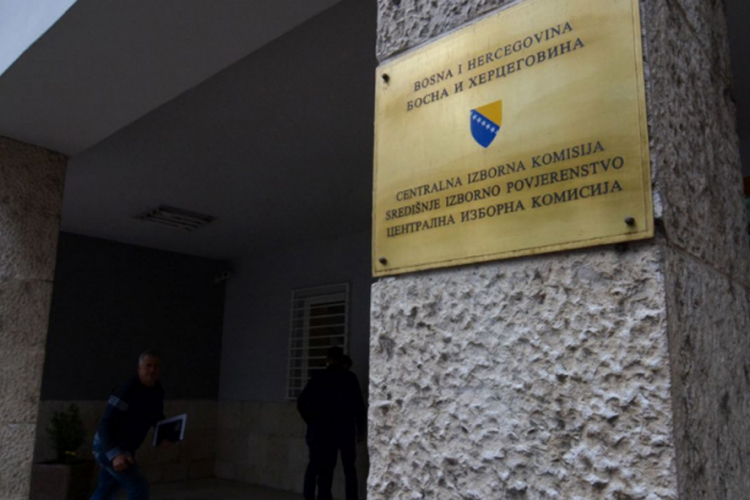 Izvan BiH moći će da glasa 77.584 birača