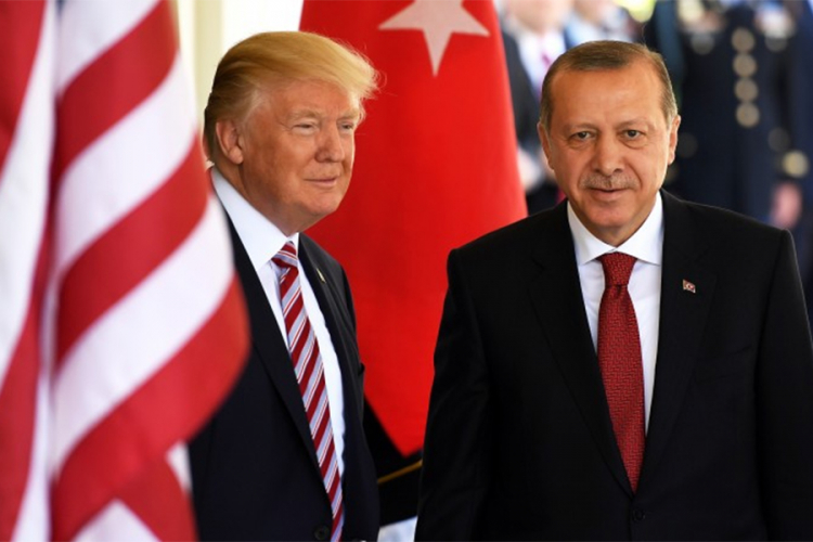 Svjetski mediji: Koje su Erdoanove opcije za izlazak iz krize?