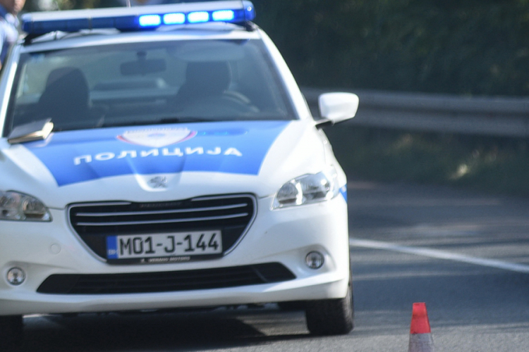 Auto sletilo kod Prnjavora, poginuo vozač
