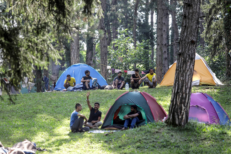Strani mediji: Hrvatska i BiH brutalno postupaju sa migrantima