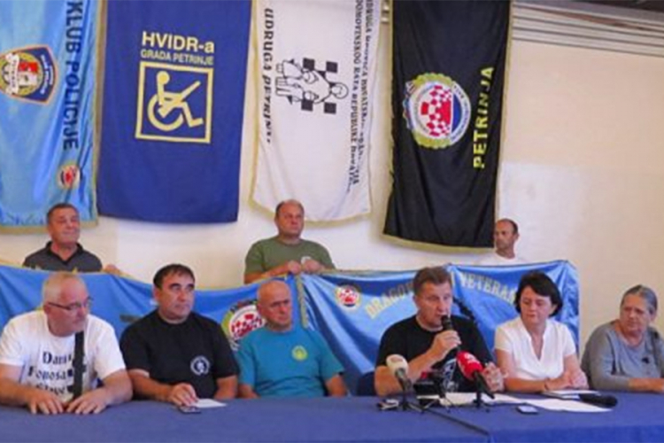 U Hrvatskoj opet tenzije zbog Srba, ovaj put zbog ojkanja
