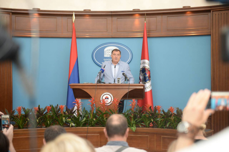 Dodik: Amerika finansira projekte protiv RS