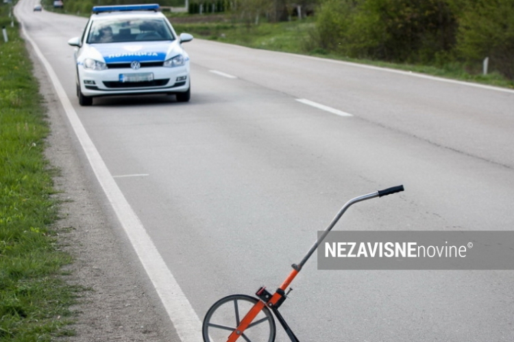 Poginuo dvadesettrogodišnji motorista