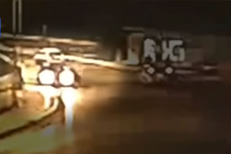 Pogledajte kako je automobil u Budvi pokosio vjerenike iz Srbije