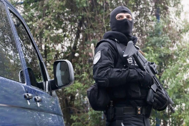 SIPA zaplijenila veće količine oružja u Modriči, jedno uhapšeno