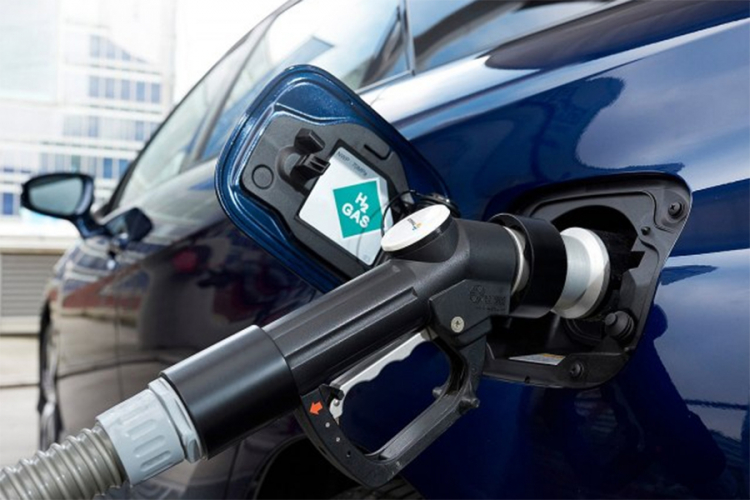Šel gradi punionice za automobile na vodonik u Holandiji