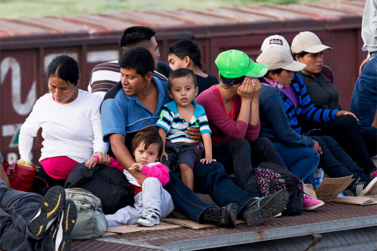 Američke vlasti spremile na hiljade "nanogica" za migrante