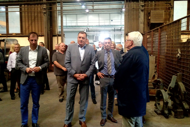 Dodik: Značajno što Tehnički remont Bratunac širi posao