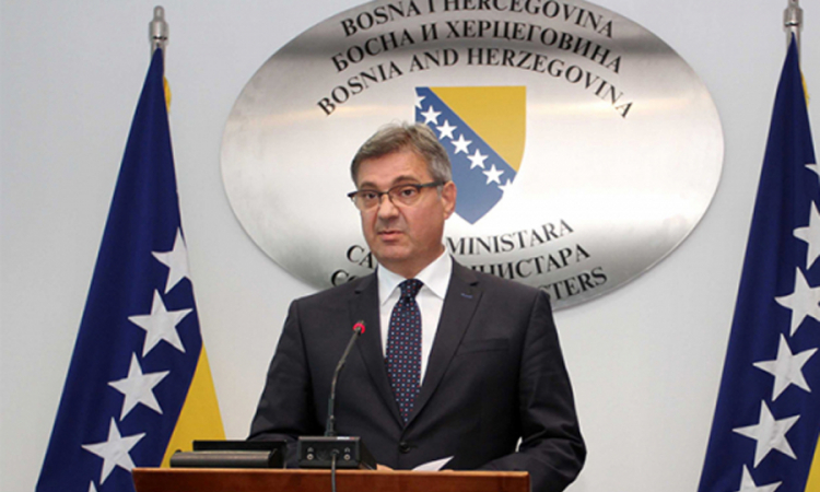 Zvizdić: Priča o promjeni granica opasna