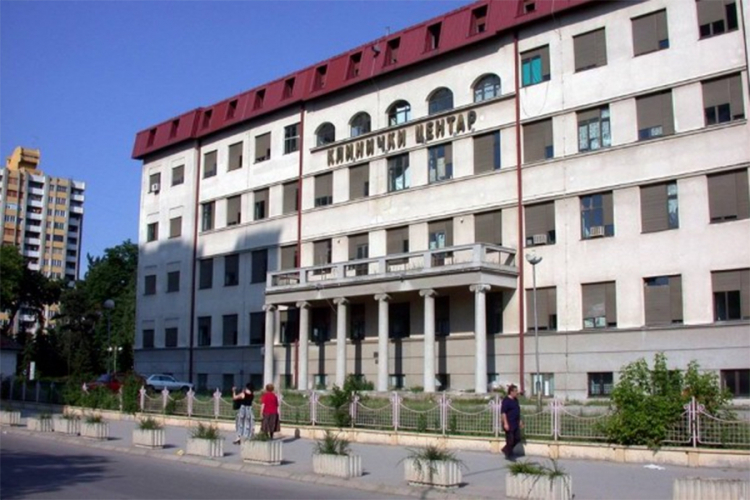 Nakon majke, preminula i beba koja je porođena nakon udesa