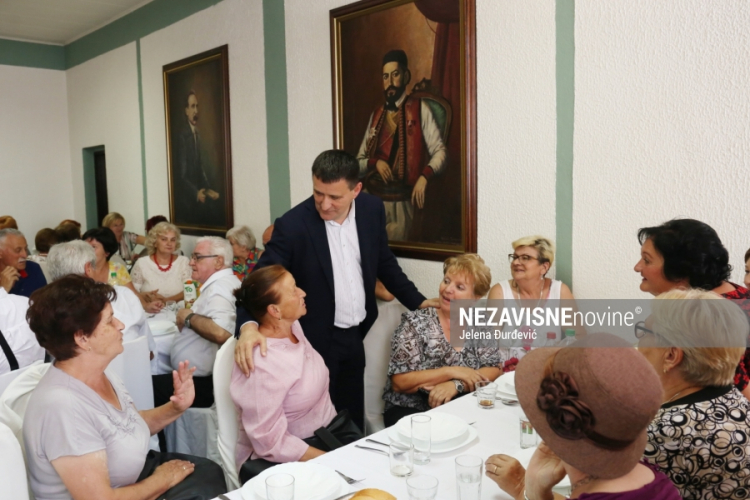 Druženje sa onima koji su udarili temelje UKC RS