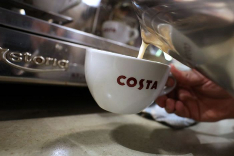 "Koka-Kola" kupuje "Kosta kofi" za 3,9 milijardi funti
