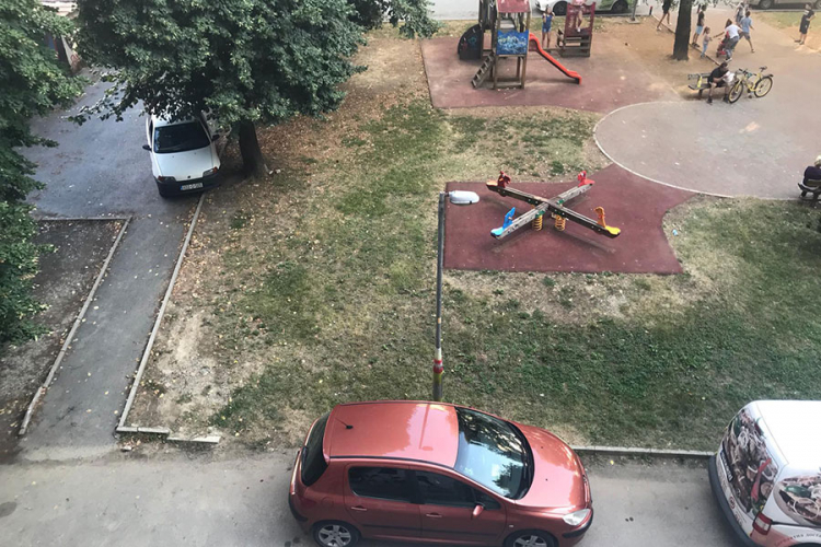 Nesavjesni vozači igralište koriste kao parking