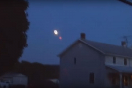 Kakav objekat je snimljen pored Mjeseca?