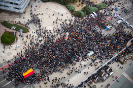 Protesti u Kemnicu, povrijeđeno 18 ljudi