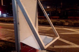 Kampanja tek krenula, a već počelo uništavanje panoa