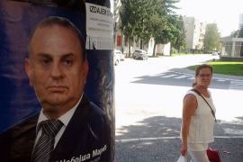 Plakatiranje u borbi sa društvenim mrežama: Bacanje para ili ...