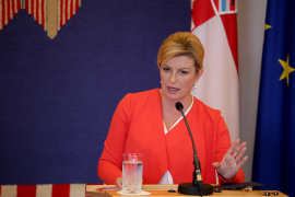 Grabar-Kitarović: Makedonija pripada EU i NATO