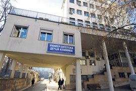 Djevojčica preminula, dva brata prebačena u Beograd