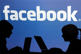 Tonu akcije Facebooka zbog ostavke suosnivača Instagrama