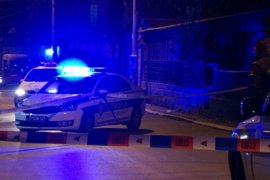 Novi Sad: Nožem napao taksistu uz uzvike "Alahu ekber"