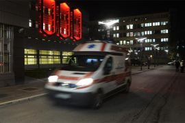 Muž i žena popili sonu kiselinu, ljekari im se bore za život