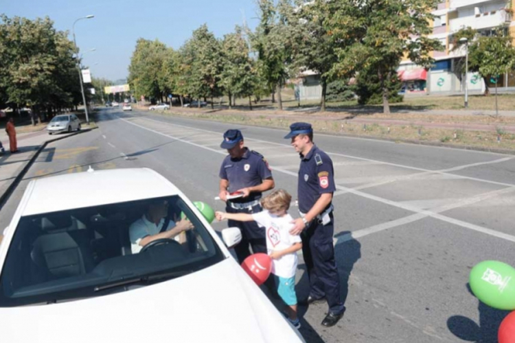 Vozači oprezno, počela je školska godina