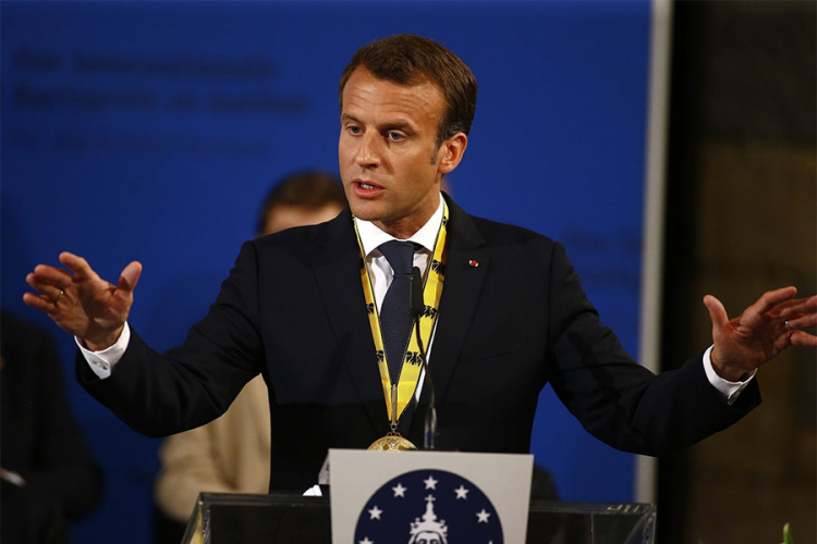Makron: Putinov san je da 'rasformira' EU