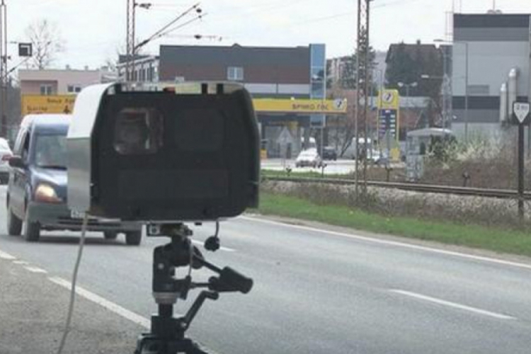 Evidentirano 1.013 prekršaja prekoračenja brzine