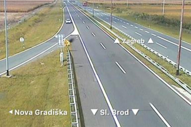 Pijan vozio u suprotnom smjeru na autoputu kod Nove Gradiške